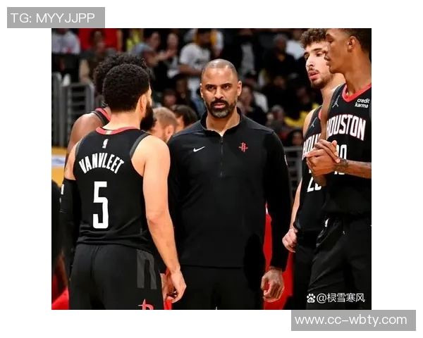 狄龙赞杰伦格林挡拆能力出色能自主创造进攻机会表现亮眼